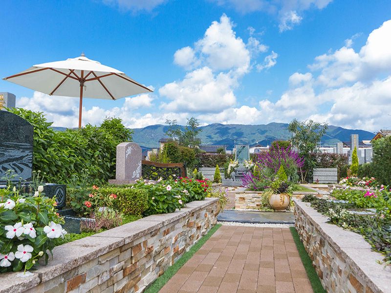 水が溜まらない歩きやすい参道