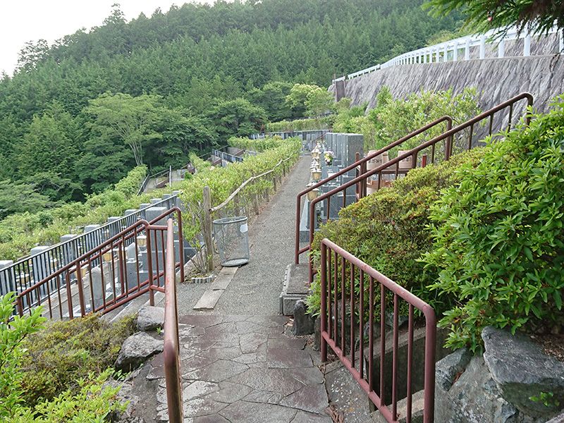 高槻霊園