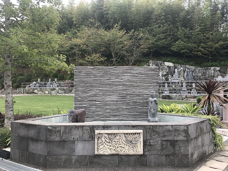 メモリアルパーク名東霊苑