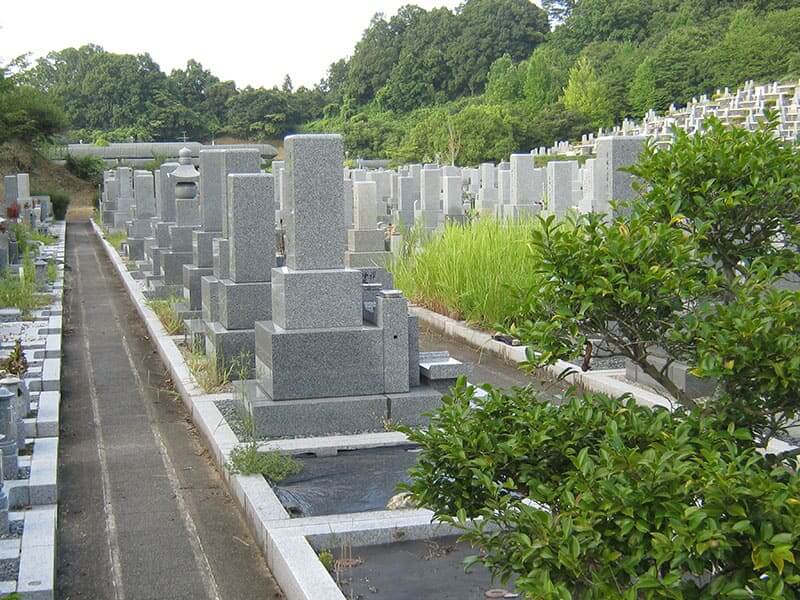 香具山墓園の和型墓石