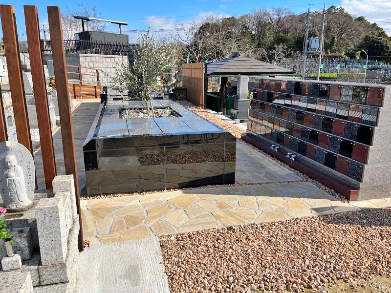 平和公園 本成寺霊苑