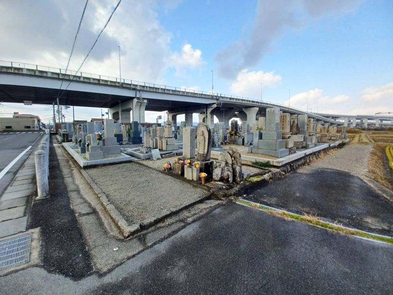 二階堂北菅田墓地