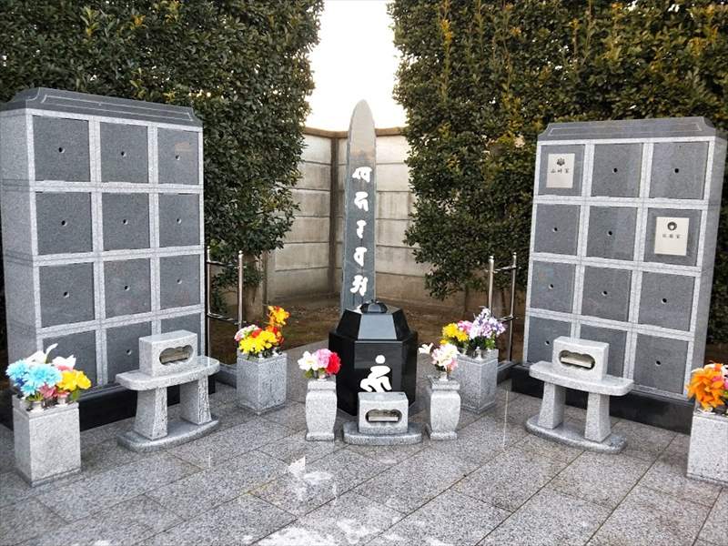 徳宝院 のうこつぼ