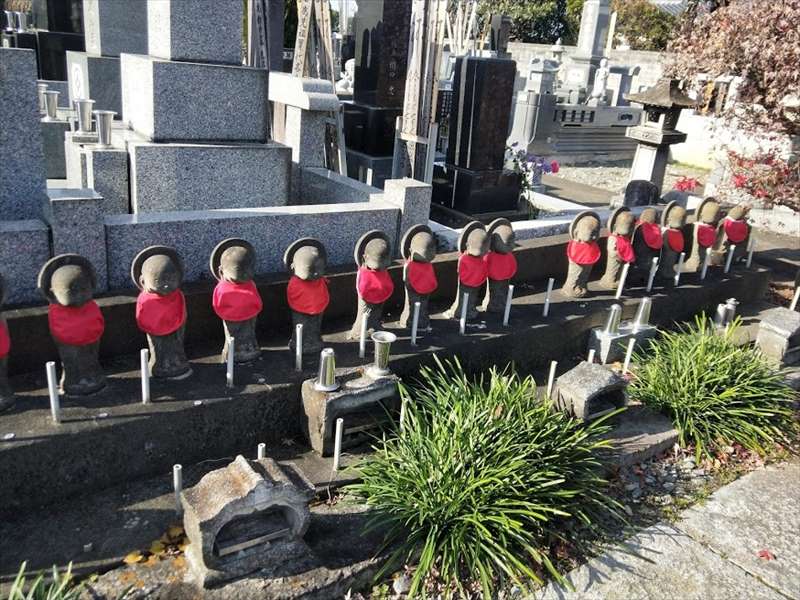 宝性寺 のうこつぼ