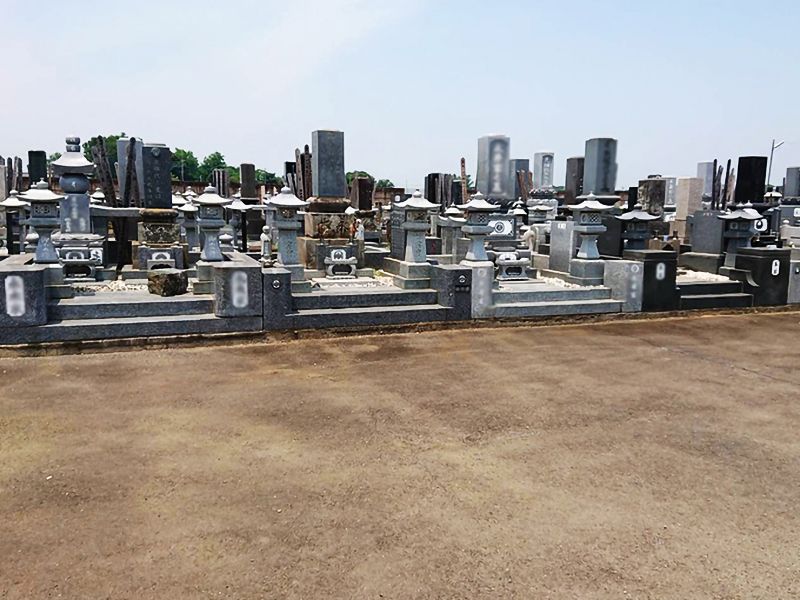 代の下共同墓地