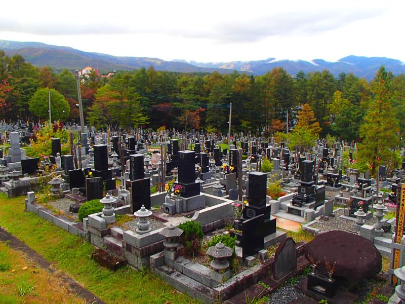 草津町営滝尻原墓苑