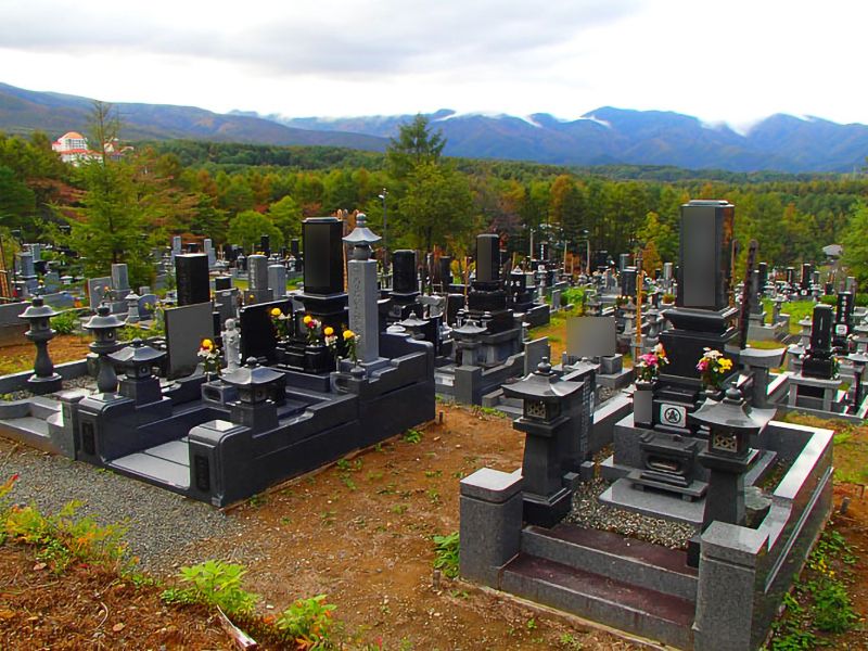 草津町営滝尻原墓苑