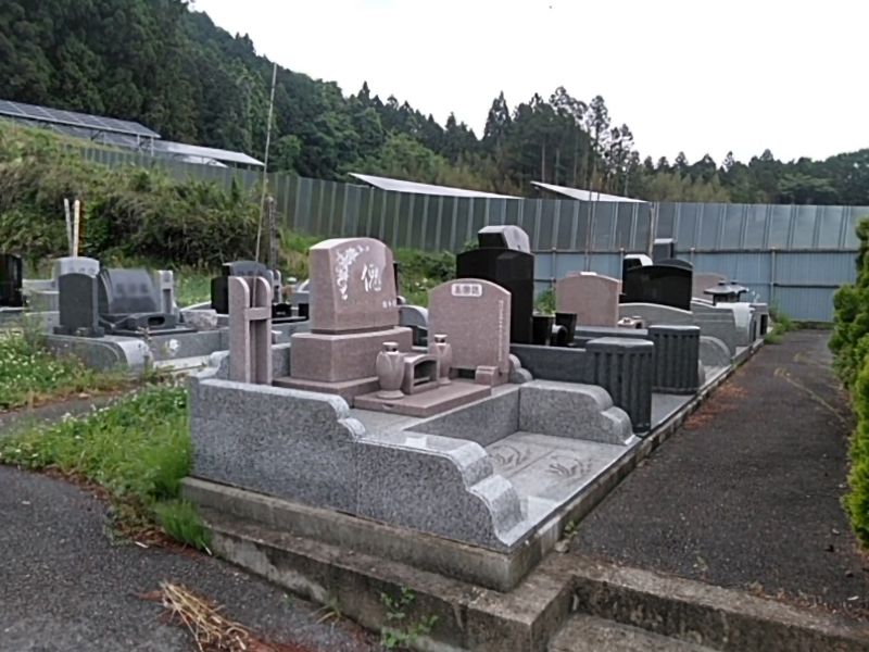 うぐいす霊園