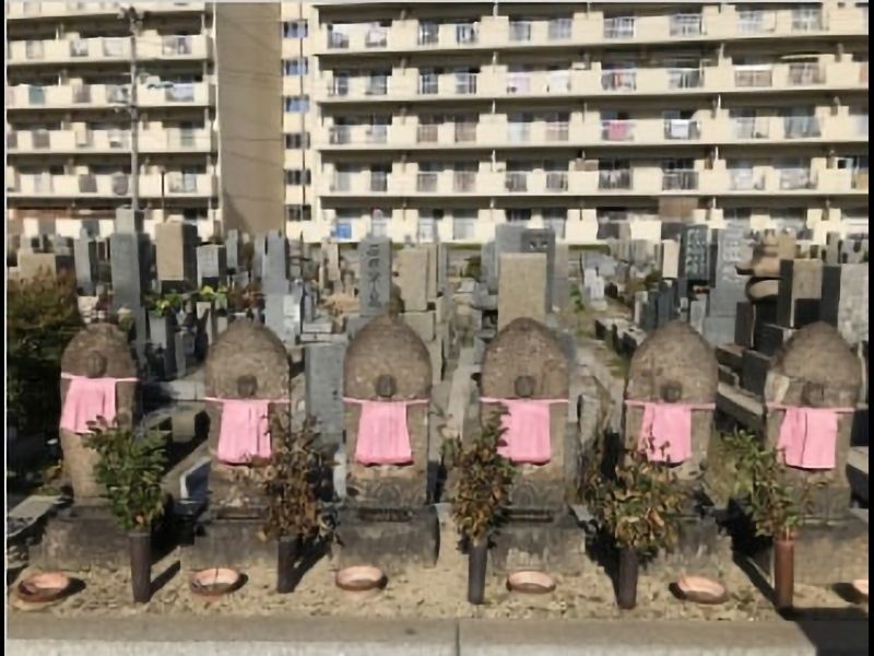 本庄墓地
