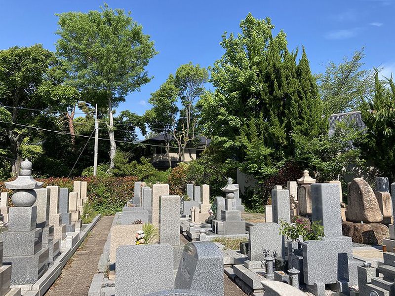 郡家東墓地