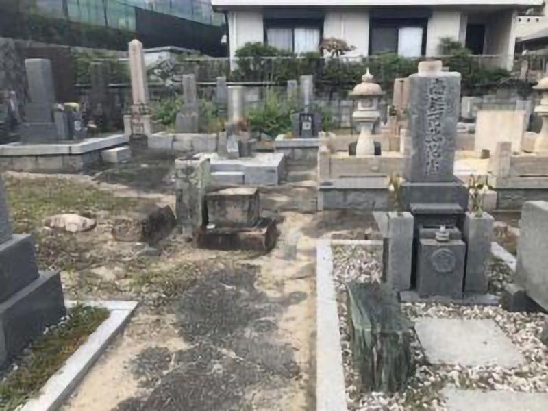 西平野墓地