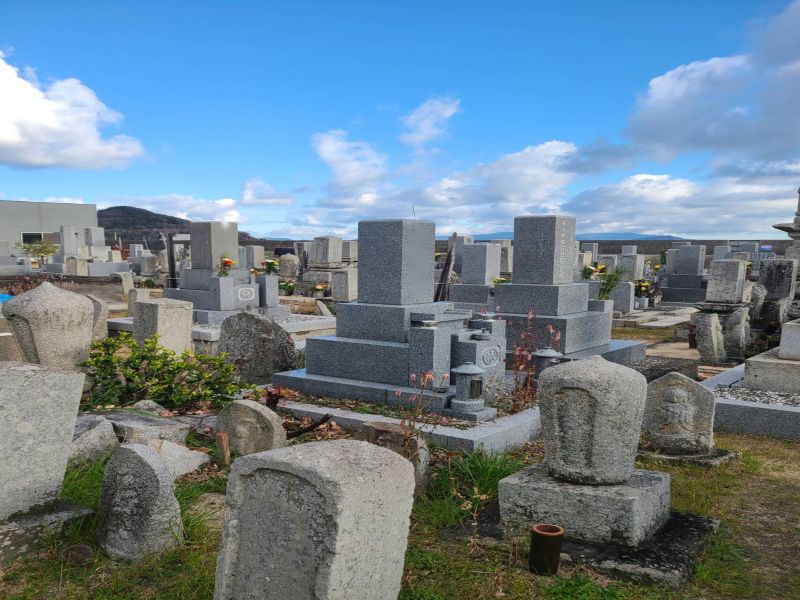 高松市南三昧墓地