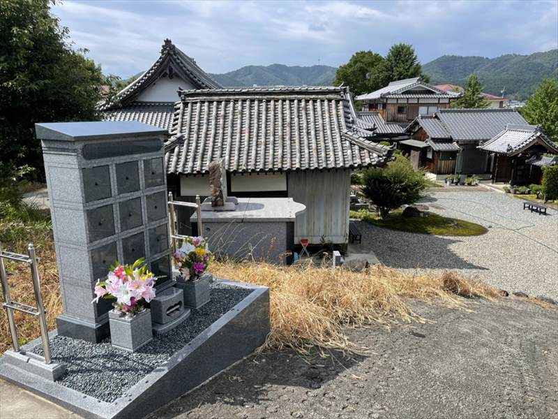 本法寺 のうこつぼ