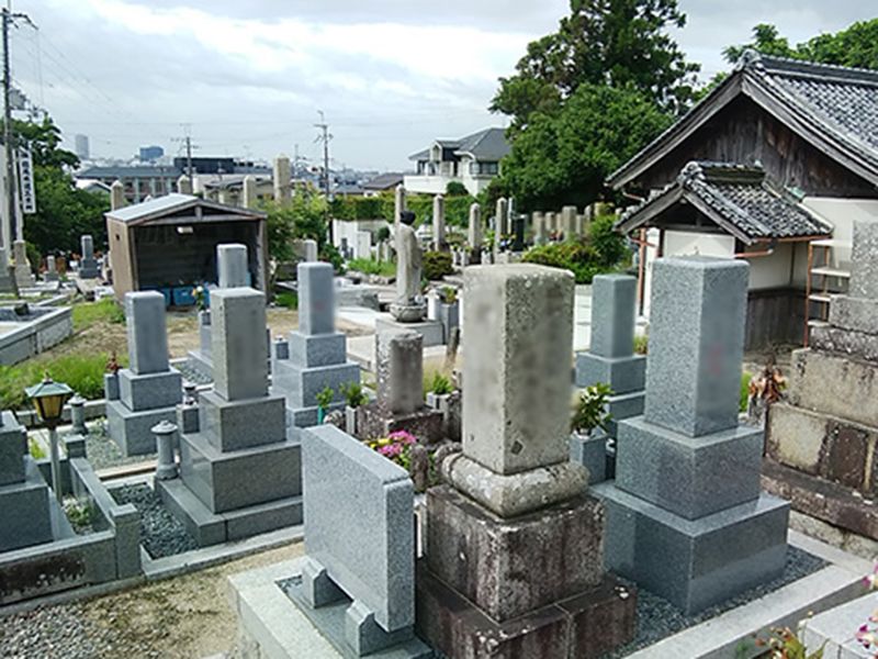 白島石丸共同墓地