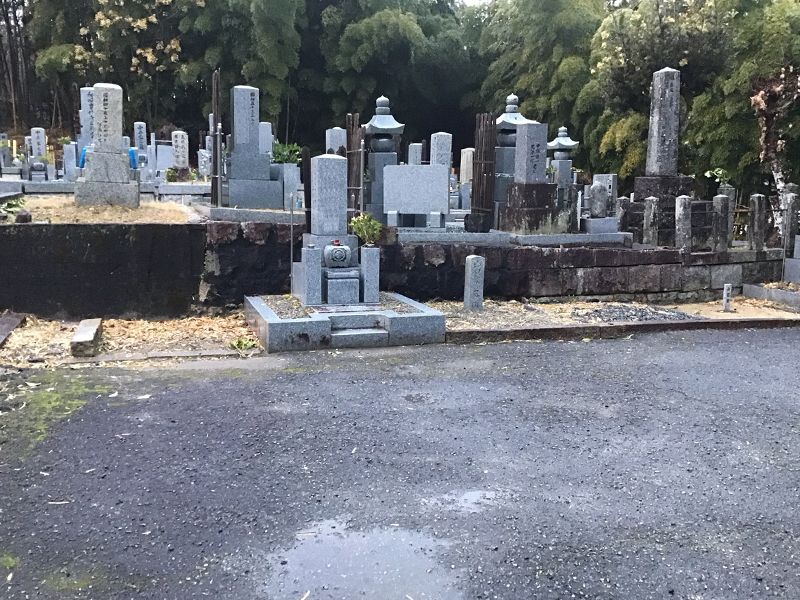 丸山墓地（亀岡市）