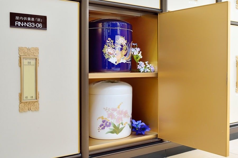 具志川メモリアルパーク屋内供養墓