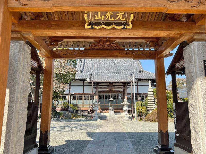 東学寺 のうこつぼ