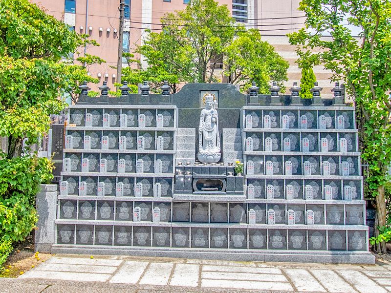 宝持院墓苑 永代供養墓・樹木葬