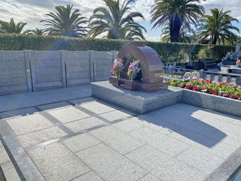 やすらぎの里 南葉山霊園