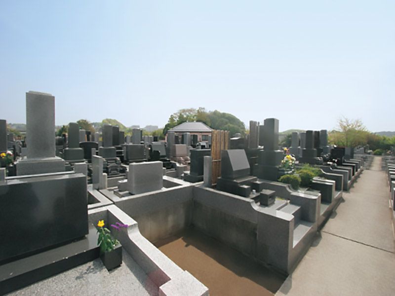 戸塚長沼霊苑　和式洋式混在の墓域