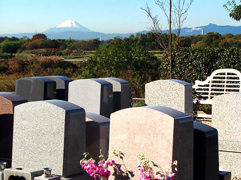 西上尾メモリアルガーデンから望む富士山