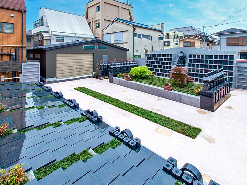 芝生の墓地区画