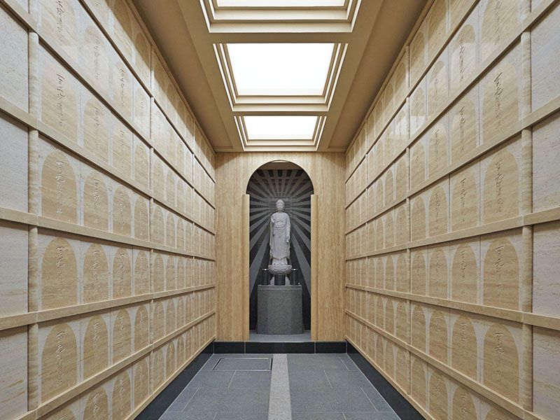 蔵前陵苑 永代供養堂 無尽燈廟