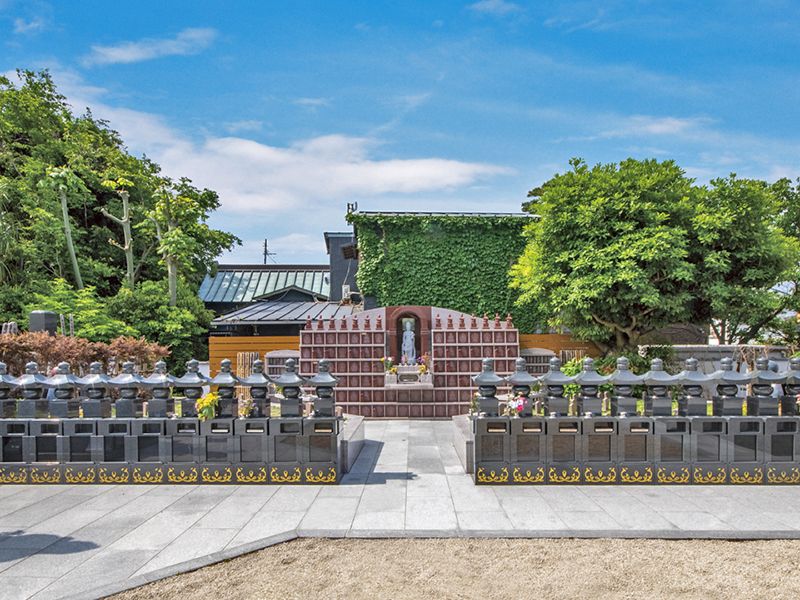 納骨壇と墓域