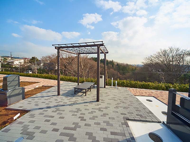 あおぞら霊園　青空ベンチ