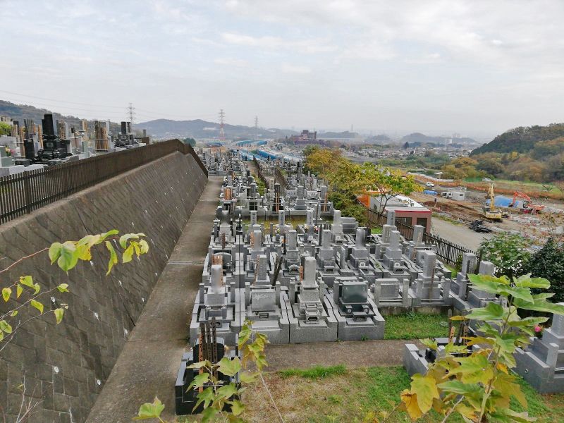 おおやま墓苑