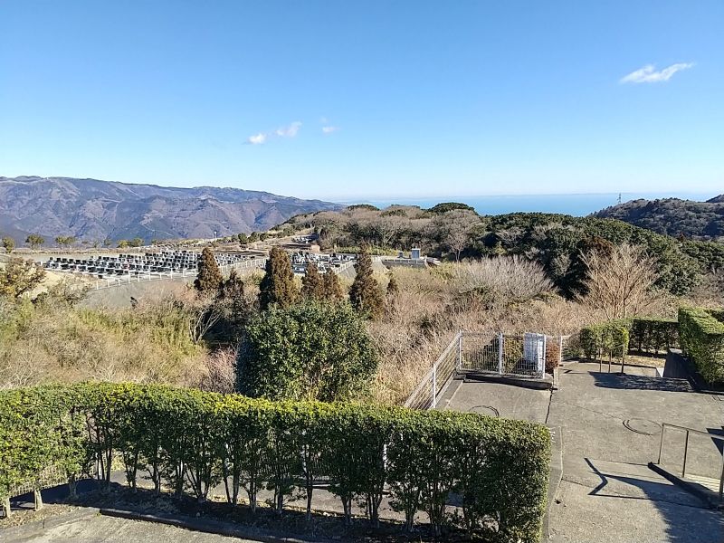 熱海日金山霊園