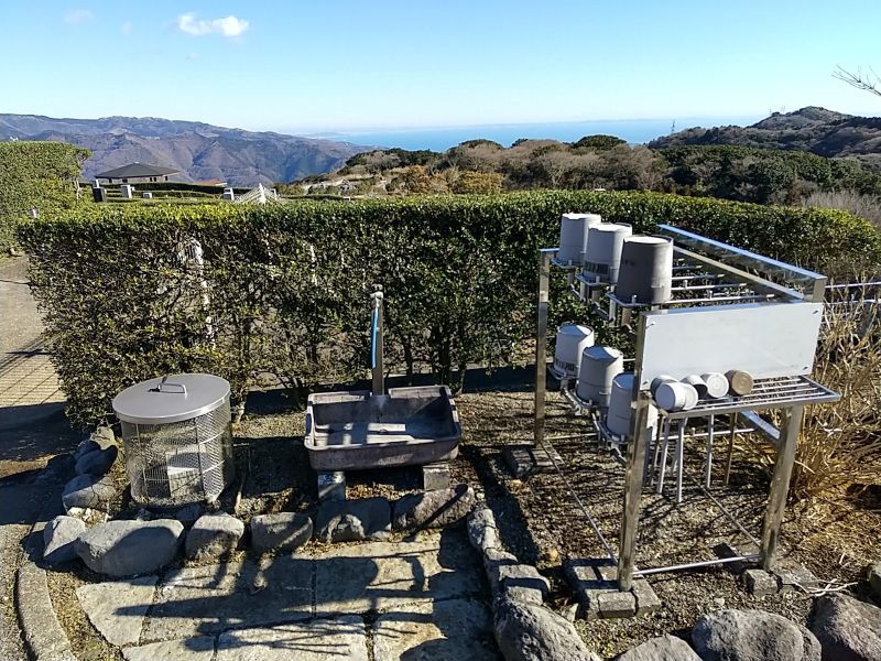 熱海日金山霊園