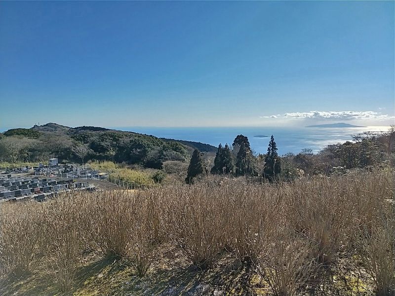 熱海日金山霊園