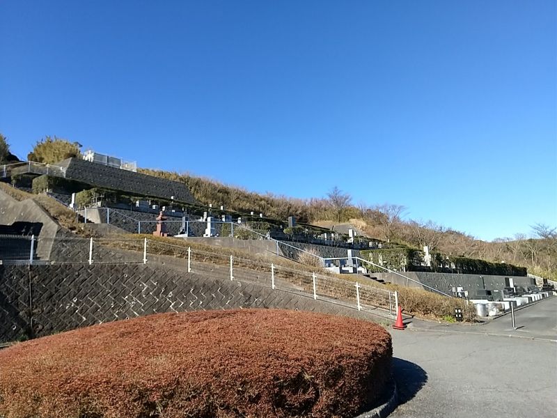 熱海日金山霊園
