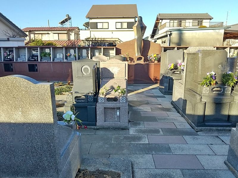 やすらぎ霊園おかのみや