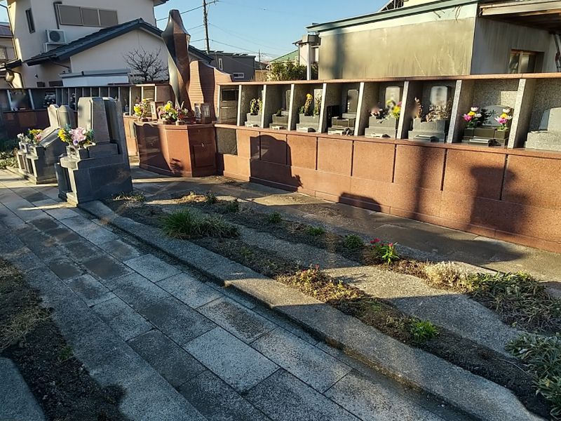 やすらぎ霊園おかのみや