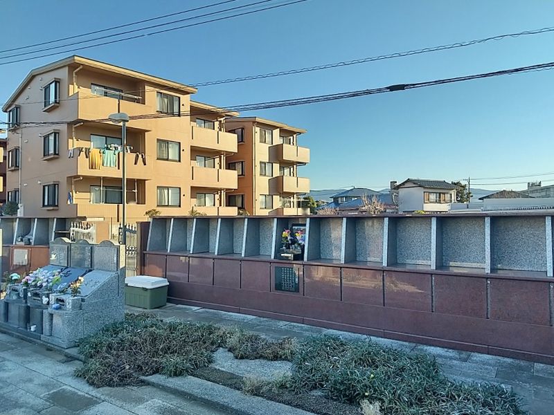 やすらぎ霊園おかのみや