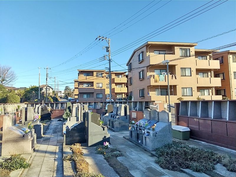 やすらぎ霊園おかのみや