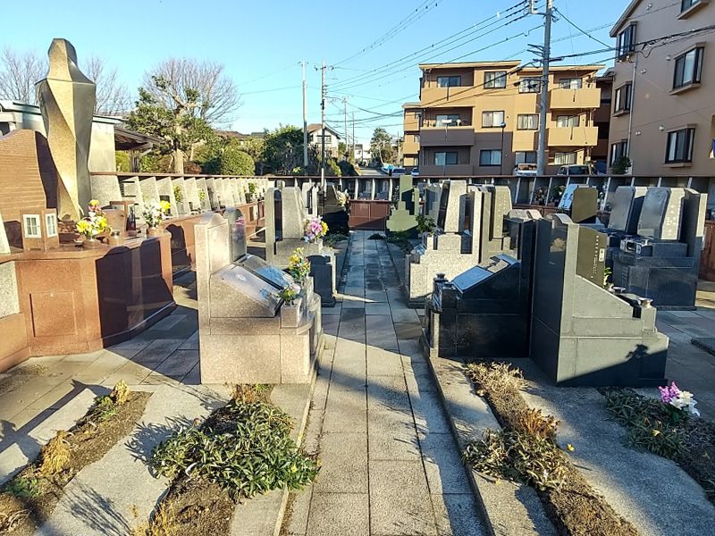 やすらぎ霊園おかのみや