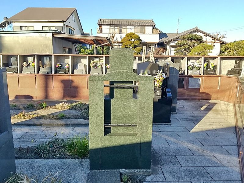 やすらぎ霊園おかのみや