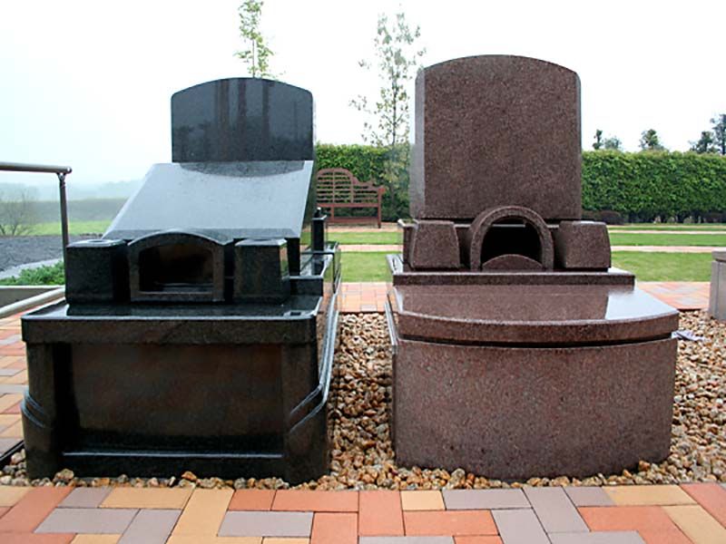 西上尾メモリアルガーデン　洋型墓石