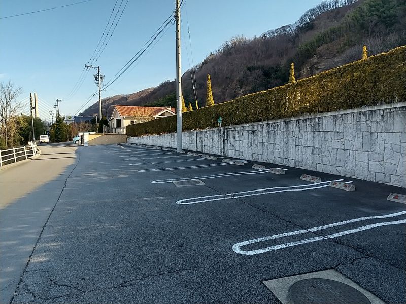 エンゼルパーク上田は、無料駐車場を完備しています