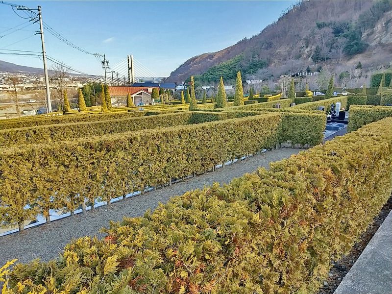 自然に包まれた心癒される上質な環境空間でお参りができます