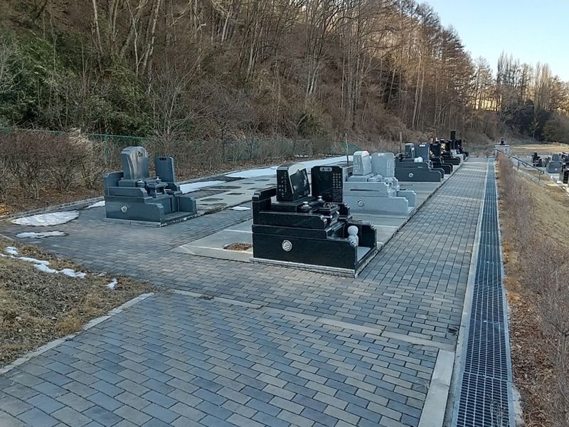 軽井沢佐久霊園