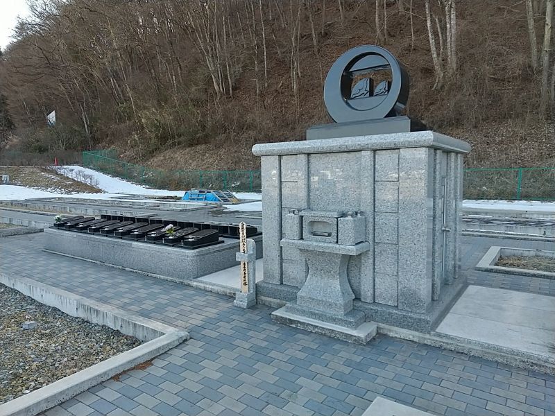 軽井沢佐久霊園