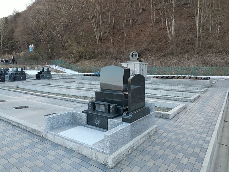 軽井沢佐久霊園