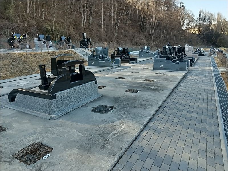 軽井沢佐久霊園