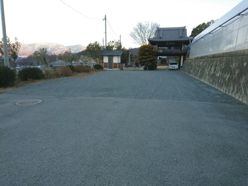 福泉寺永代供養塔「合掌廟」