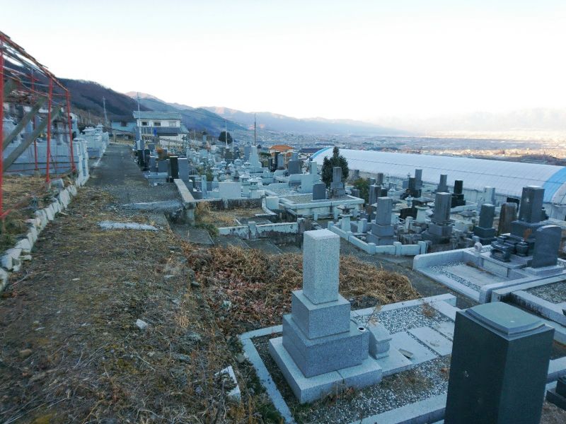 福泉寺永代供養塔「合掌廟」