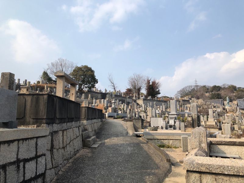 岡山市営 巌井墓地